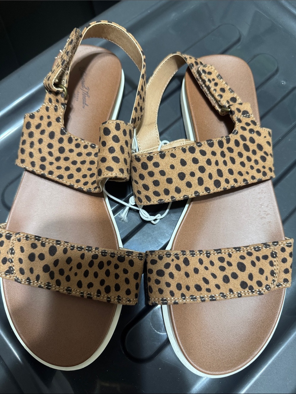 Universal Thread Tan and Black Cheetah-Print Slingback Sandals